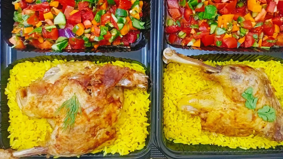 وجبات مطبخ المؤسسة ضمن مبادرة الدعم الغذائي - صورة 79